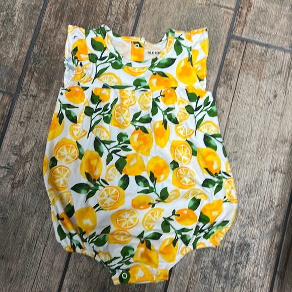 🍋 NWOT Old Navy Romper 🍋 - Picture 1 of 5